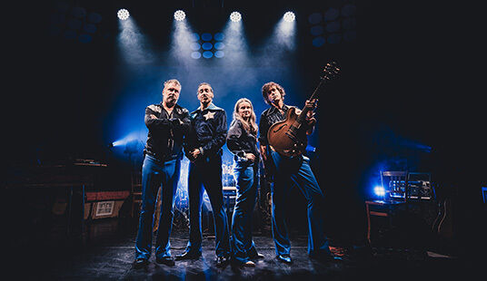 LOVE - Das Mundart-ABBA-Tribute